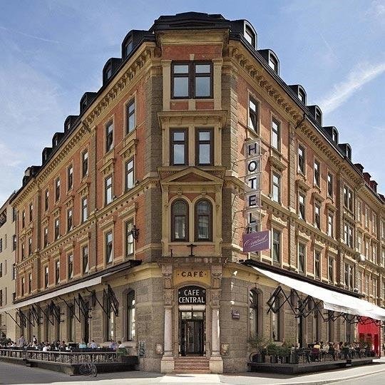 Hotel Café Central