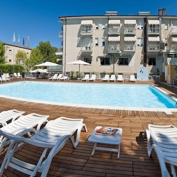Hotel St. Moritz