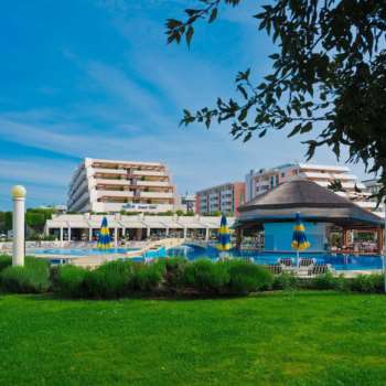 Savoy Beach Hotel & Thermal Spa