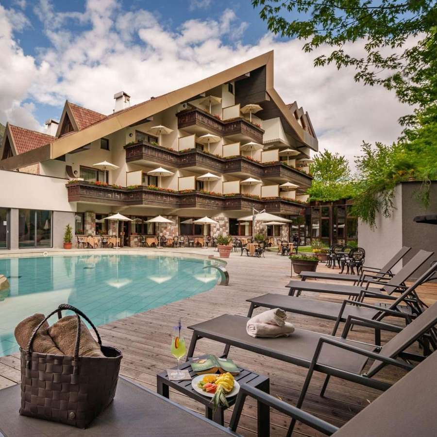 First Class Hotel Vier Jahreszeiten