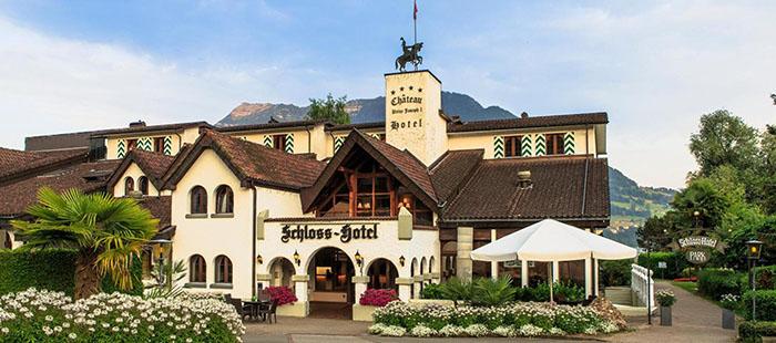 Swiss-Chalet Merlischachen - Schloss-Hotel