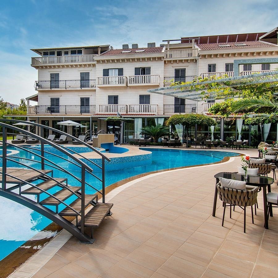 Hotel President