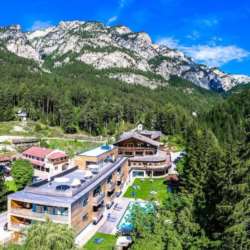 Berghotel Piné