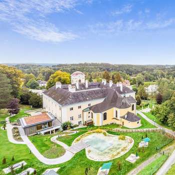 Schlosshotel Rosenau