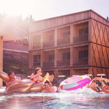 Tirol Lodge