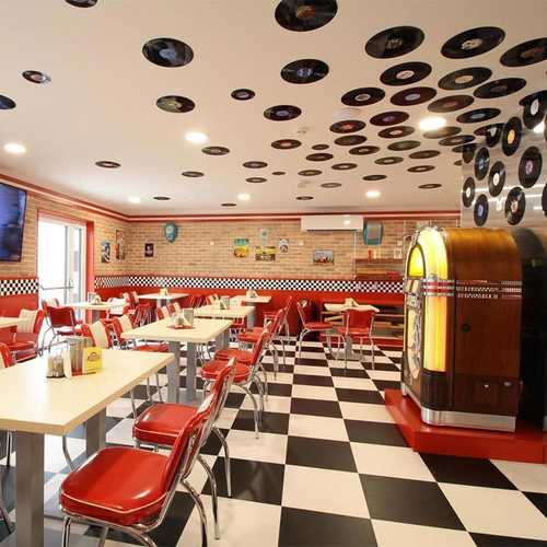 Jukebox Hotel, Znojmo (Znaim), Südmähren, Tschechien | we-are.travel