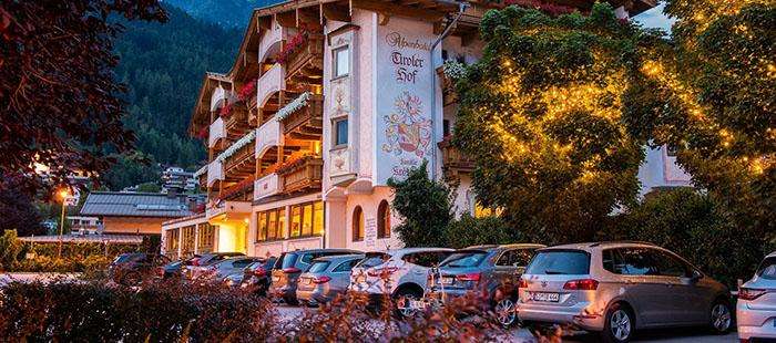 Tirolerhof Hotel Abend