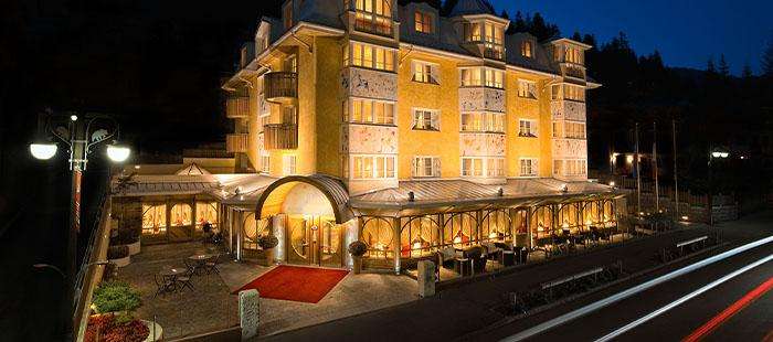Alpensuite Hotel Abend